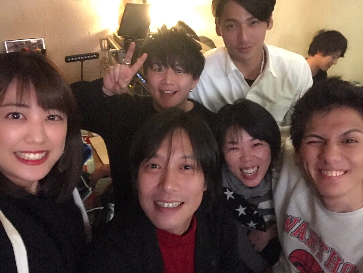 yukky_0614's tweet photo. 今日から「ウルトラファミリー」だねって言われた時は本当に嬉しかった！
暖かい歴史ある作品に関われて良かったと身に染みて感じました！ https://t.co/1I5Tppmsi1