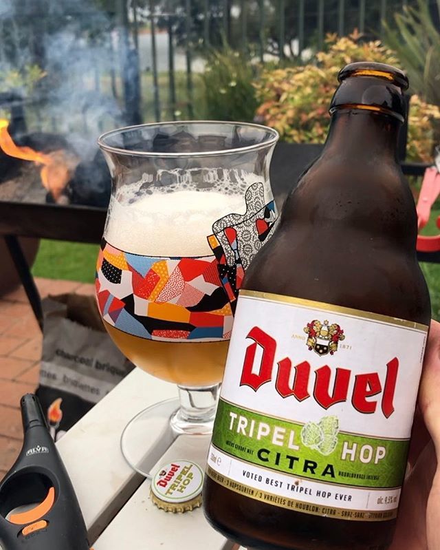DaveStarley's tweet photo. โTwas a #supersunday #devilishly good #braai
@duvel_belgium #tripelhop #madonna #glass .
.
#braaitime @belgianbeercompany #madonnaglasses #poppabeer #ifeernobeer .
.
.
.#craftbeer #craftbeers #craftbeertography #craftbeerporn #craftbeernerd #craftnotcraโฆ https://t.co/2yMbg0G2U8 https://t.co/avf837wBAI