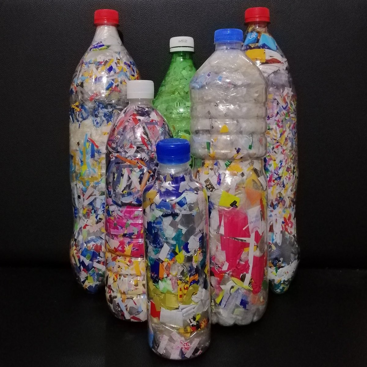 abby_ong's tweet photo. Let us all be eco friendly in our own little ways. π
Happy New Year everyone! πβ€οΈ
#ecobrick #ecobricksphilippines #plasticsolved #reduce #reuse #recycle #sanasipaginpaakonextyear #yearender https://t.co/HAjQ3qHR4S