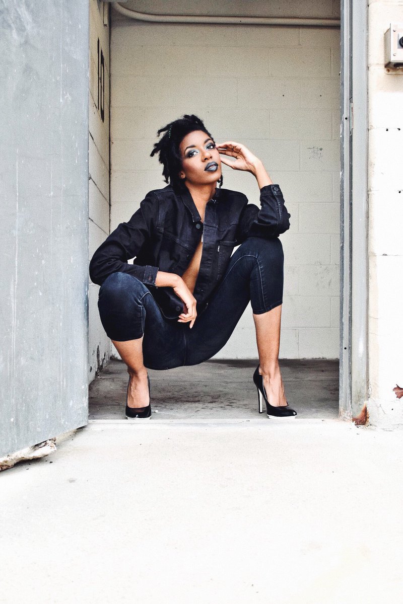 raqwiththelocs's tweet image. #Top4of2018 #lochead