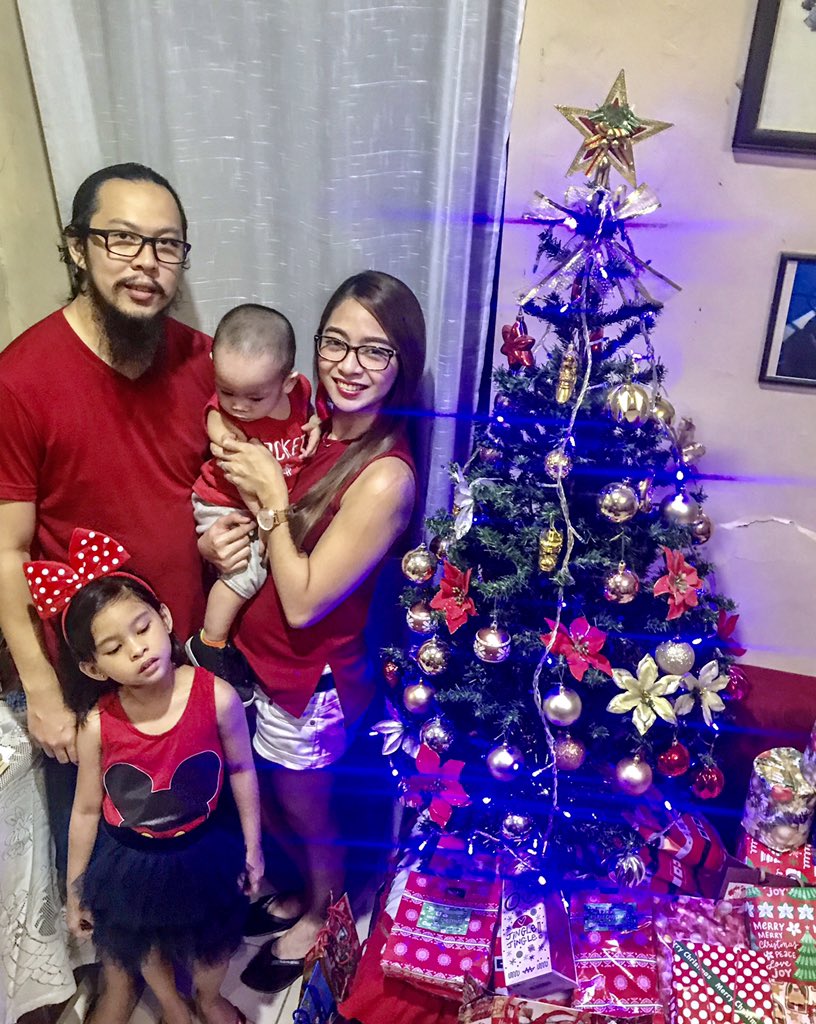 llorDezz's tweet photo. PAMILYA KAHULUGAN! ๐ฅฐ๐๐๐ #thankfulandblessedbeyondmeasure #teammeaning #tatakahulugan #ourgrowingfamily ๐ https://t.co/kdgFtG35N2