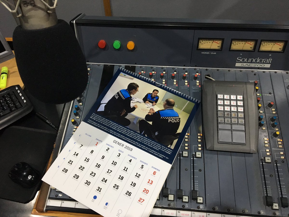 NovaRadioLloret's tweet image. Nosaltres ja tenim el calendari solidari de la @PLlloret i Protecció Civil! No trobem una millor manera de començar el 2019 que col-laborant amb #ForçAME i @pasapasautisme. Feliç any nou!