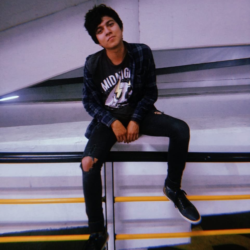 choklo_sanchez's tweet photo. #NuevaFotoDePerfil https://t.co/B2rpr7pZmT