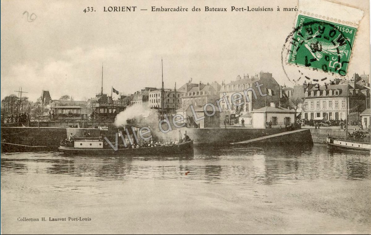ArchivesLorient's tweet photo. #1Jour1image de la photothèque des @ArchivesLorient 
#Patrimoine de #Lorient 
#cartepostale Lorient : embarcadère des Bateaux port-louisiens à marée haute
Vue prise depuis l'avant-port en direction du pont tournant et du cours des Quais
https://t.co/ej9qptgVVm https://t.co/rqqfc8p55r
