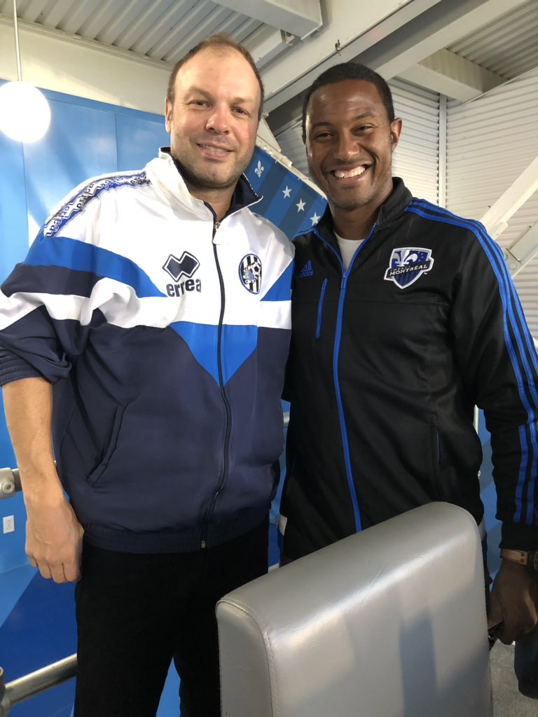 pbernier10's tweet photo. À titre Ambassadeur du 25e 🎂.
Je remercie @impactmontreal🙏🏾
Cet honneur m’a permis de reconnecter le passé et rapatrier des anciens 🔵⚪️⚫️ au Stade Saputo.
Merci au fans aussi pour votre enthousiasme, support et fidélité.
#IMFC #IMFC25 #byebye2018 https://t.co/8LbPHCvzk9