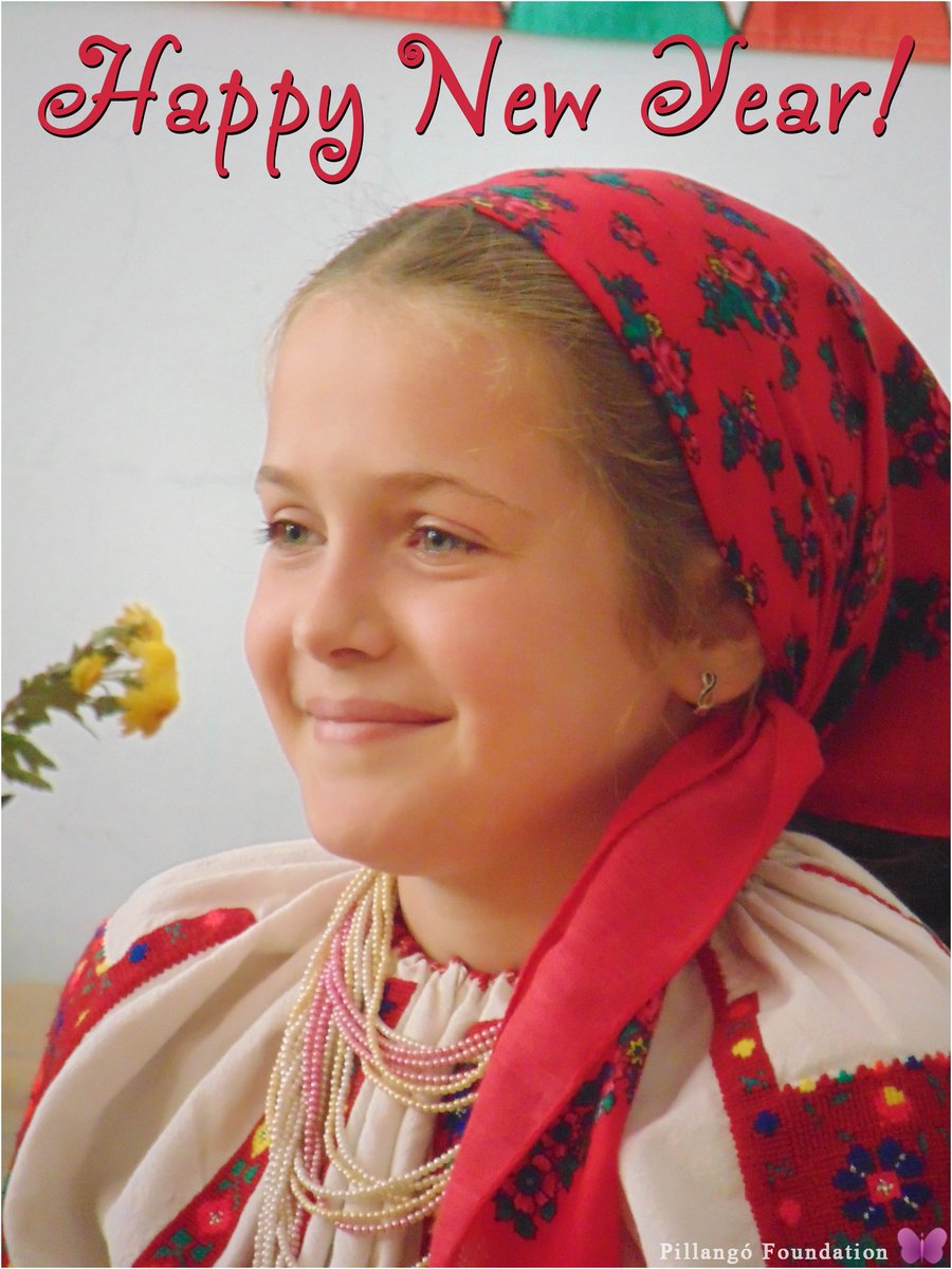 PillangoNews's tweet photo. Happy new year to the teachers & students of the #Csángó #Hungarian #Education Program of #Moldova, their families & our supporters! Pic: girl from the village of #Pusztina (Pustiana) in east. Romania in traditional #folk costume. #Csángós #Moldovan #Hungarians #Tschango #2019 https://t.co/hln6dmRfJF