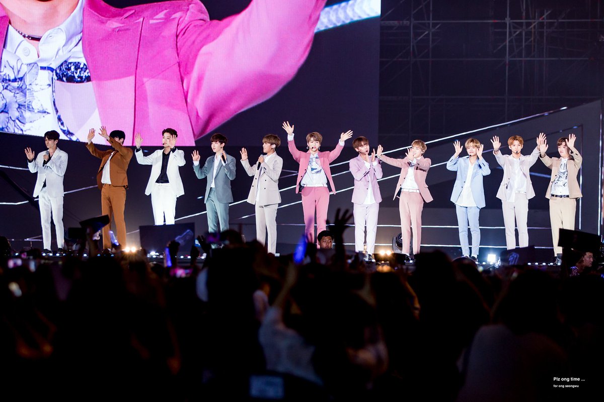 😭😭😭😭

#워너원_수고했어
#워너원_영원하자_사랑해

#워너원 #WANNAONE