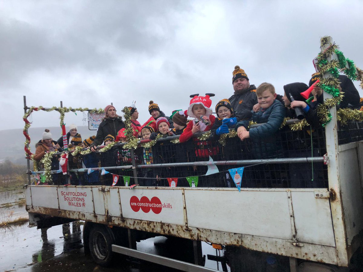 rfccelticm's tweet image. #mcrfcmandj
#Christmasfloat
#takingpart
#oddballs 
#charity