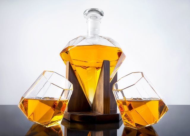 NevenKrcmarek's tweet photo. I very much enjoy my whisky? Do you? if you do, which one?
.
.
Open for work:
https://t.co/Htuvq3c4Jn
.
.
#whisky #oldsmuggler #product #productphotography #productphotographer #commercial #photography #productshoot #commercialphotography #beverage #st… https://t.co/7uKFNrzohJ https://t.co/CptbSB8gd7