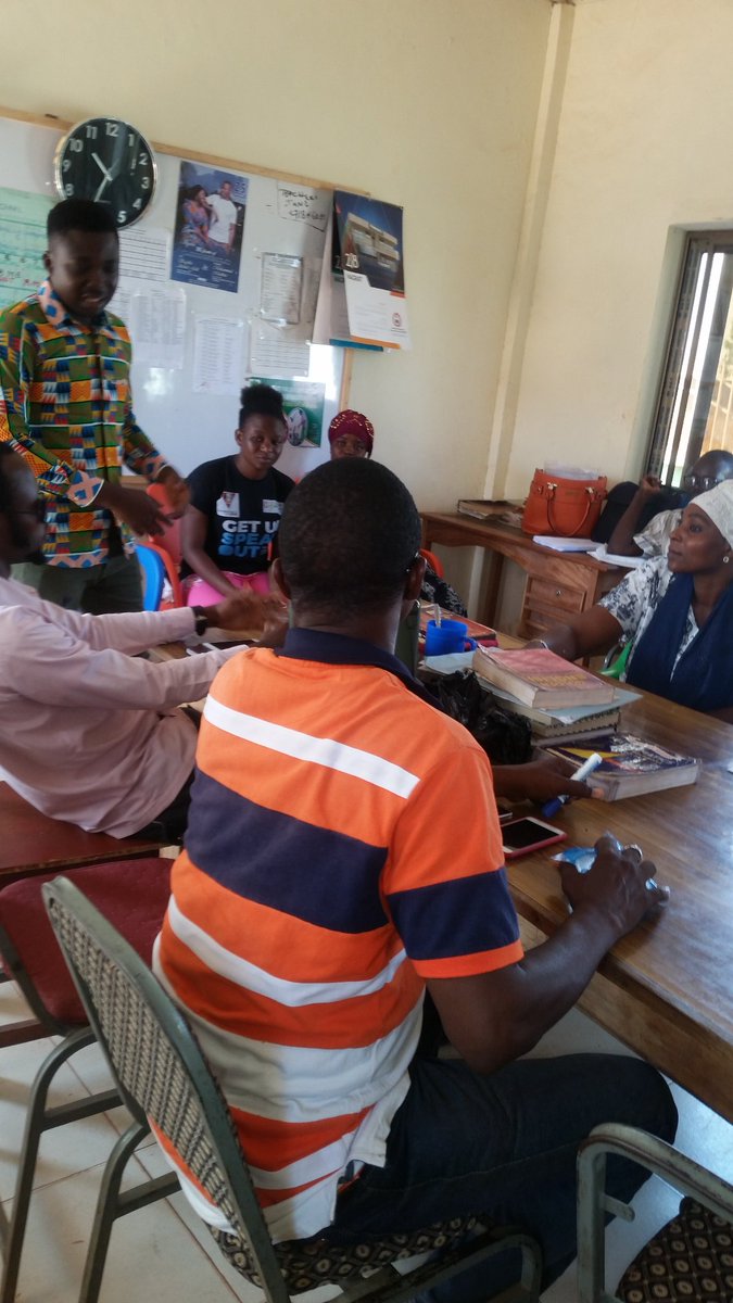 maxayamba's tweet photo. And now my "SRHR journey". Working with professionals and other young people to make SRHRS accessible to young people. #2018 has been impactful.
A big thank you to
#MathildaAyamga
@kwasiSELASSIE
#PPAGGHANA
#PPAG_YOUTH_VOLS
@JaneAmoah2
@Nondia2
@AnyokaMartin https://t.co/yzssxtCvKi