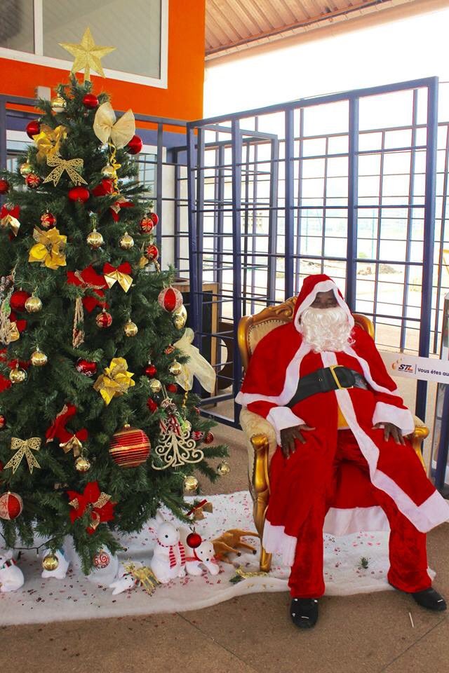 STL_ABIDJAN's tweet photo. Un #Noël2018 🎄 inoubliable et magique en famille 🥳 
C'était les 2️⃣3️⃣ et 2️⃣5️⃣ décembre derniers à bord de STL Abidjan biensure ! https://t.co/mYjweav53v https://t.co/23CXvOe4c7