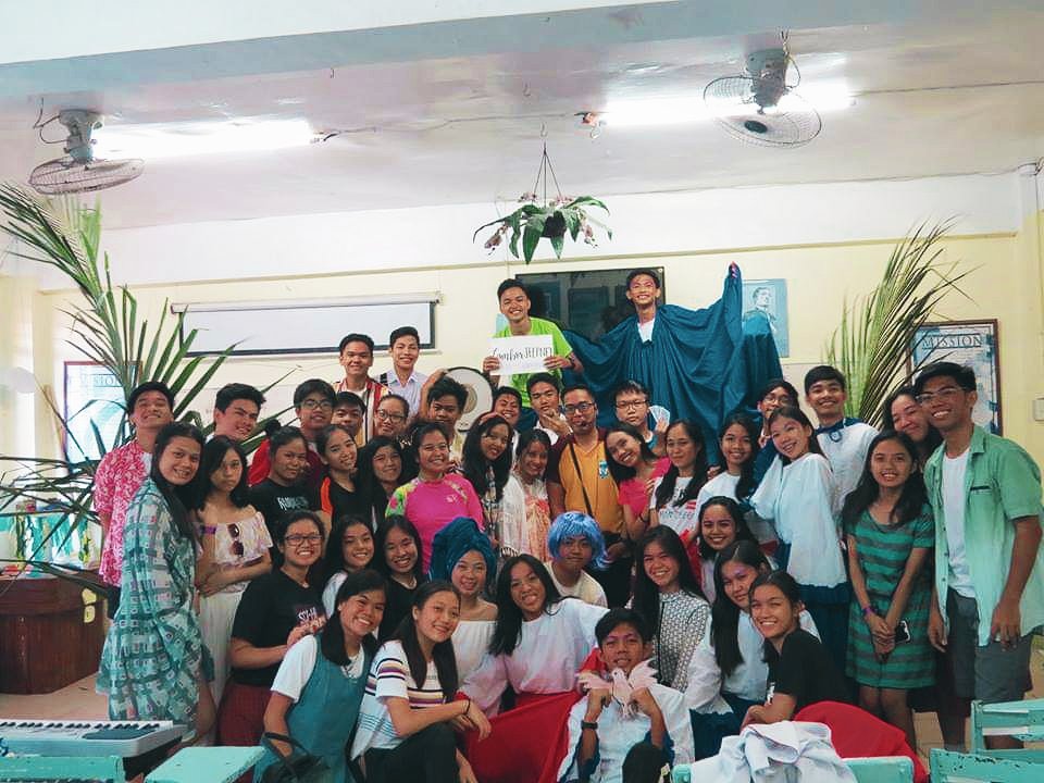 KlydePainor's tweet photo. It was a victorious year! Before this year ends, I wanna say thank you to the people who thrived with me this 2018! I love you all! #Belardo💙 #SciHiBSP⚜ #SciHiVT🏐 #TeamDyaro✒ https://t.co/ATqBVUMPHf