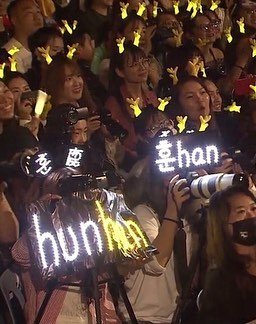 osh94lh7's tweet photo. That's it babies.. I'm gonna end this thread here.. Please keep support and love our precious #Hunhan.. #sehun #luhan #hunhanreturn
Cr : (1st pic) to the rightful owner.. 😍😍 https://t.co/Bn9jOyJkob