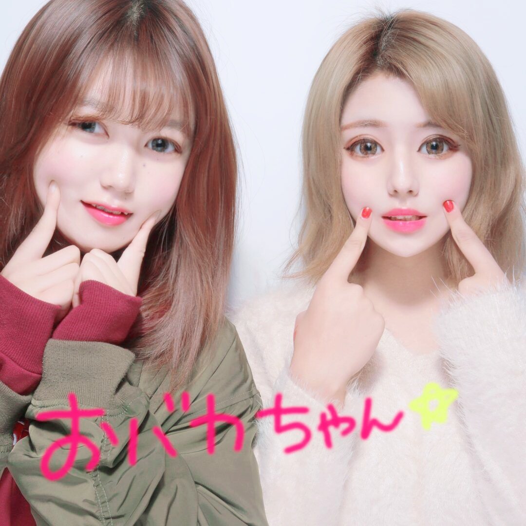 megu2003117's tweet photo. 2018年最後はやっぱりなっちゃんでした💕

姫路駅前でユニバ行く時の服お揃いで買ってプリクラ撮って
ご飯食べてドンキで色々買い物してきた💕
いっぱい買い物できたから満足😊2万使ってもた笑
おバカなノリは相変わらずで、ほんまに楽しかったぁ😊💕 
明日ユニバ楽しもな！ https://t.co/mikdkiU9Wz