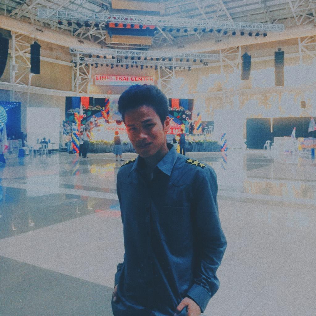 lungsmoralde's tweet photo. Another successful year for me as a performer. Good bye and Thank you 2018! โค
#CDC #StepUp #CheerCamp #RFOT https://t.co/vdsGisKpUL