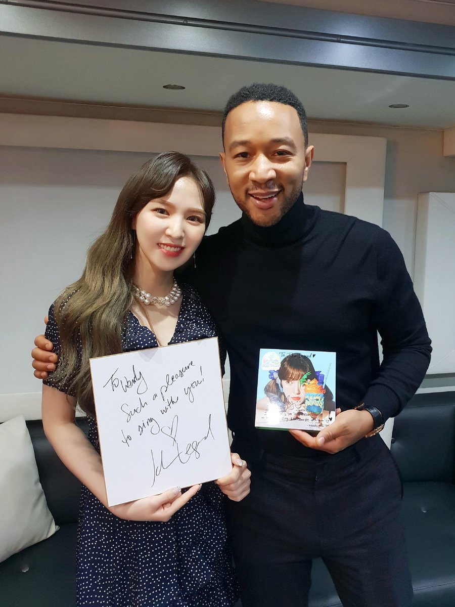 pinkredbie's tweet photo. Wendy x John Legend collab
#2018withRedVelvet
@RVsmtown https://t.co/IdWPKhlT2X