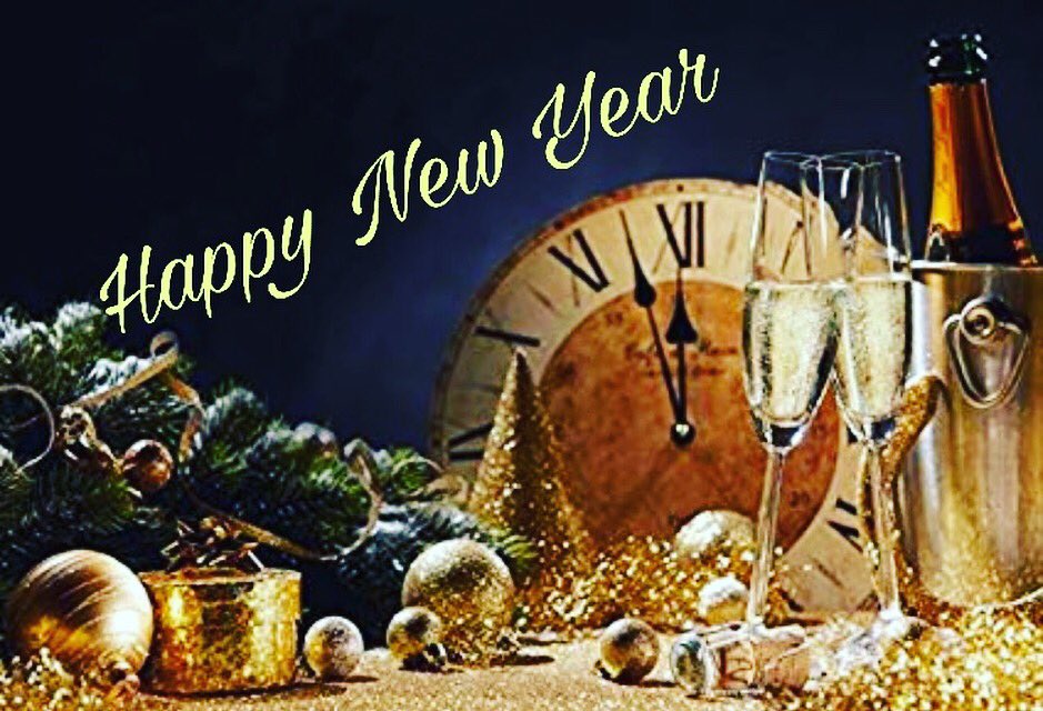 MariebDK's tweet photo. I wanna wish y’all a Happy New Year and hope for a great 2019. This year has been filled with ups and downs for me. I’ve meet some awesome people because of our mutual devotion to the amazing, inspiring and gorgeous @MaryMcDonnell10 #MaryGirls #MaryEffect Love y’all ❤️❤️❤️ https://t.co/GdsTMxl4nn