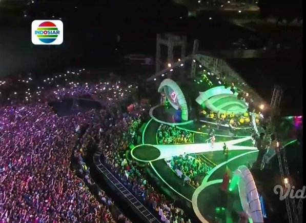 Mana nih yang sudah duduk manis nonton Happy New Years 2019 Indosiar~
#TahunBaruBarengIndosiar