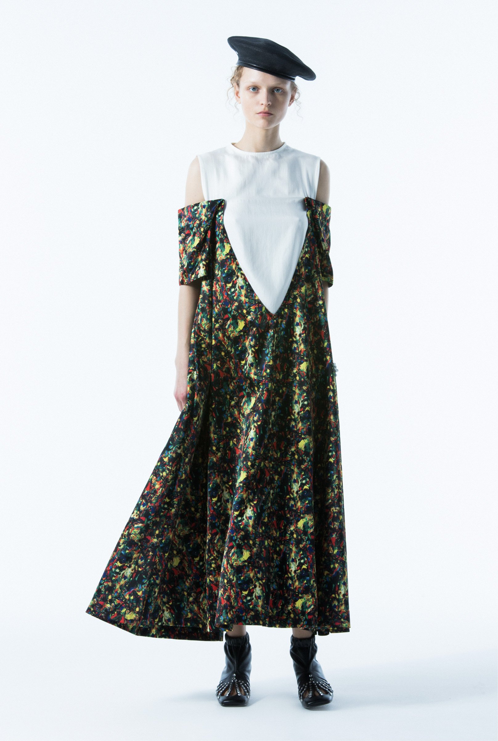 FASHIONSNAP on X: 