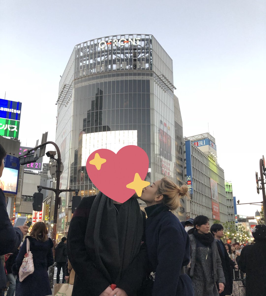 MarieCPalot's tweet image. 2018 se clôture en beauté. Je vous souhaite le meilleur à venir ❤️🌟