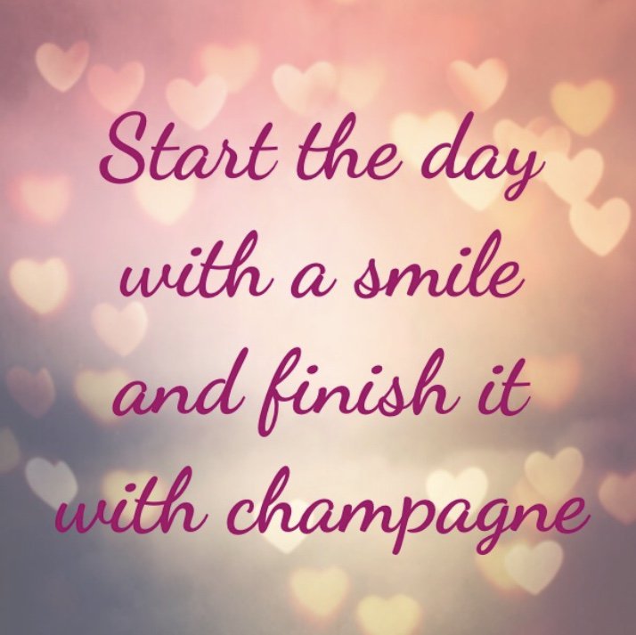 payswell's tweet photo. Happy last day of 2018!

We will defiantly be starting with a smile and ending with champagne 🥂 🎊 wishing everyone an amazing day .. see you next year! 

#payroll #payrollservices #payswell #agency #construction #contractors https://t.co/CydpjMD29F