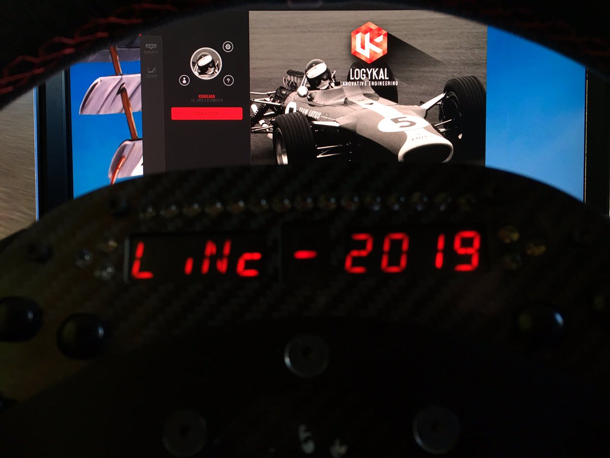 Desde Logykal os queremos desear todo lo mejor para el próximo año 2019. Seguiremos disfrutando momentos magníficos en el #SimRacing. Disfrutad de la fiesta y ojo con el coche hoy... 👏🏼👏🏼