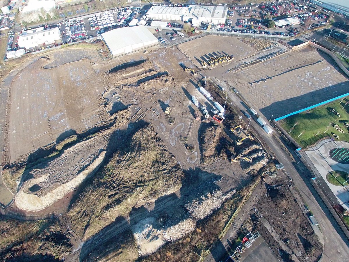 YorkStadium's tweet photo. The site progress achieved by @YCSSiteTeam through 2018 has been fantastic. Just check out the comparison pictures below.
We are even more excited for 2019 and the grand opening of @YorkStadium!!
#2018LookBack #Progress #RollOn2019 #PanoPics #YSLC https://t.co/QuqKSKmXPb