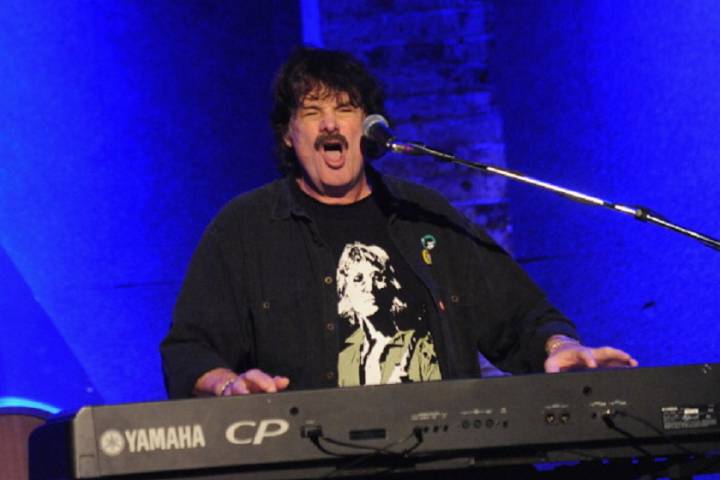  These Eyes  Happy Birthday Today 12/31 to former Guess Who singer/songwriter/keyboardist Burton Cummings. Rock ON! 