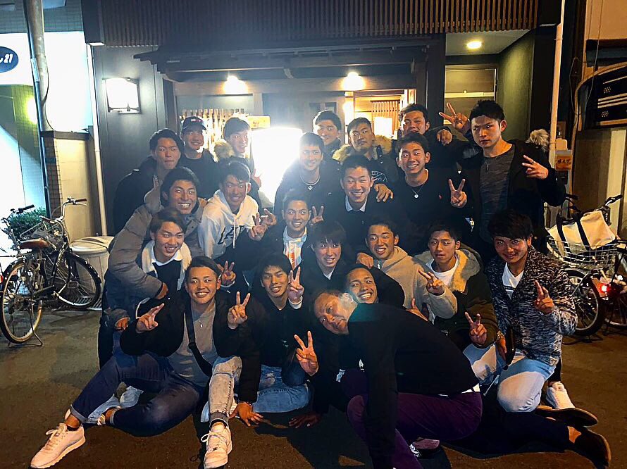 ipp_12ei0415's tweet photo. 2018年ありがとうございました！
2019年もよろしくお願いします！
#2018年思い出の写真
#結局桐蔭 #みんなダイスキ https://t.co/qvAvPWx6ay