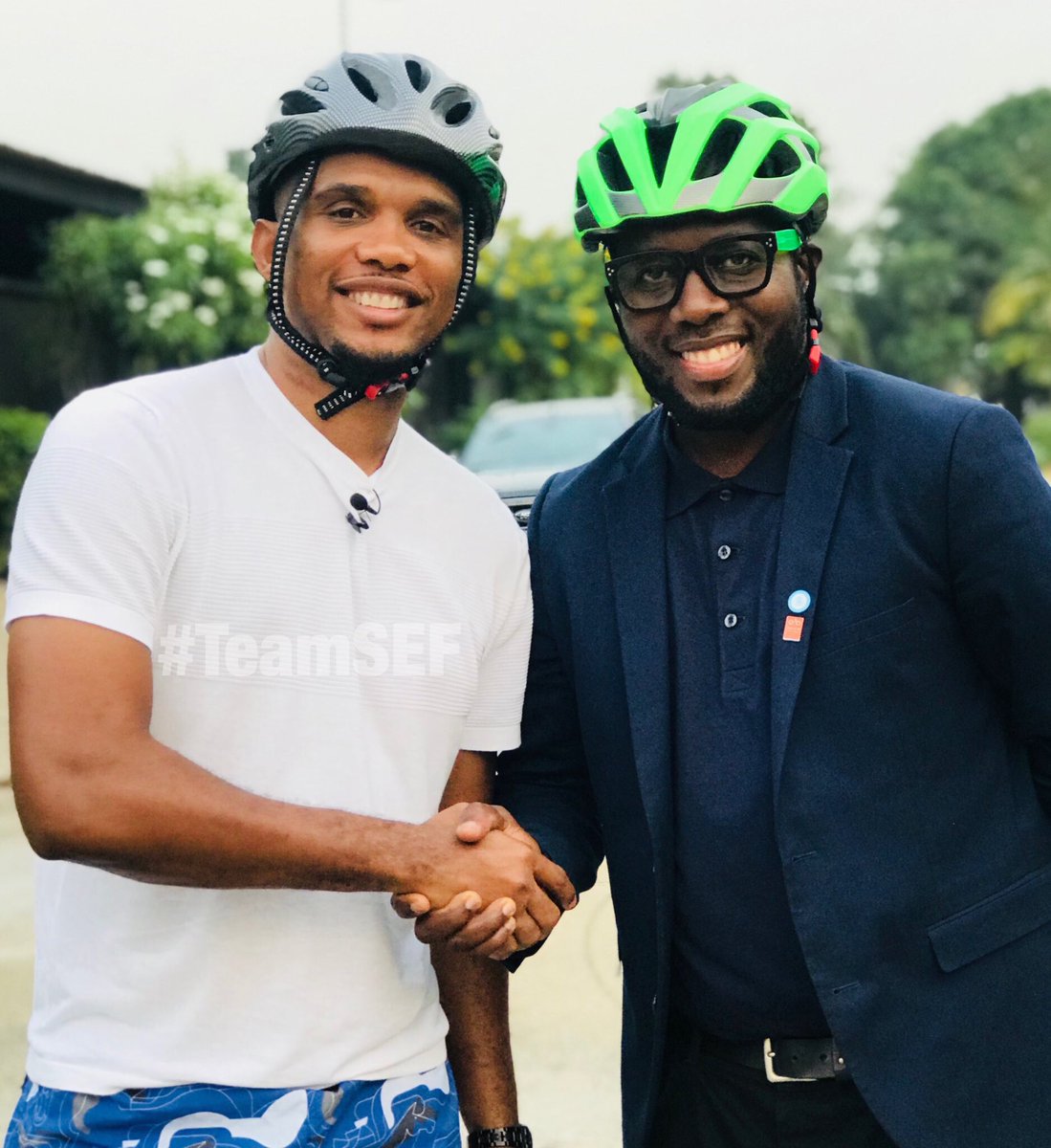 TeamSEtoo's tweet image. #SAMUEL_ETOO SE LANCE DANS L'ECONOMIE VERTE!

la suite👇🏽
culturebene.com/47337-samuel-e…

message de Samuel Eto’o sur l’écologie en video👇🏽

m.youtube.com/watch?feature=… 

informations sur l’initiateur du projet @andycostaci👇🏽

lemonde.fr/afrique/articl… 

#Adrenaline
#TeamSEF
#MerciEtoo @setoo9