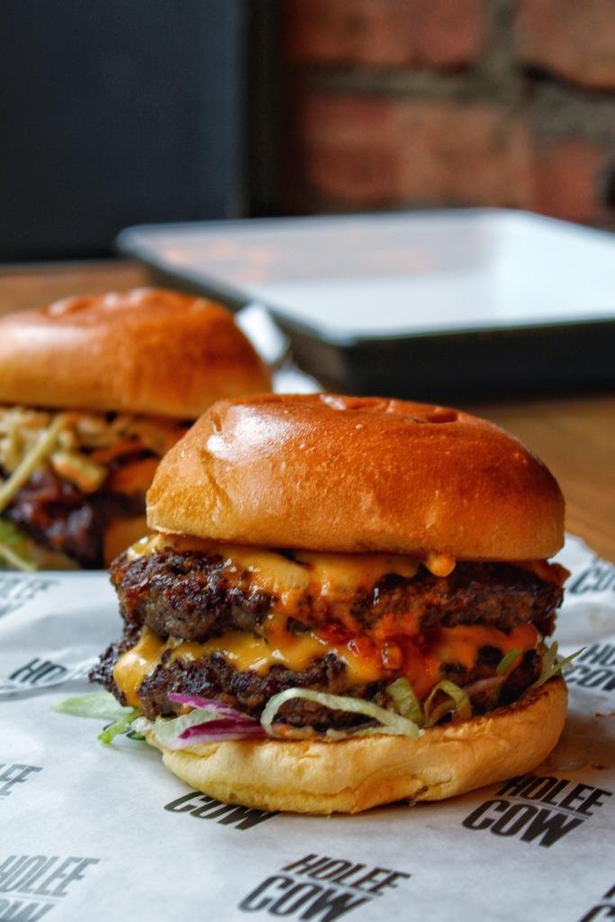 Listen up folks, who fancies saving 20% off at Holee Cow throughout January? 

Just use this code Cots20JAN until 31st January, exclusively for The Cotswolds Gentleman readers. It's that simple!

#HappyNewYear 🍔

📷 <a href="/BigEatsGlobal/">BigEatsGlobal</a>