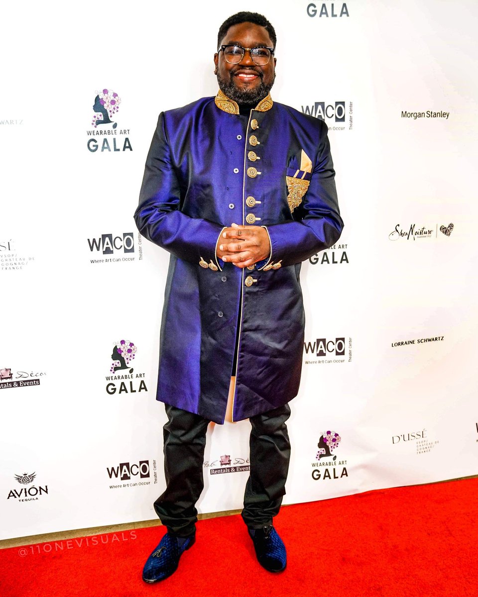 11onevisuals's tweet photo. Comedian Lil Rel Howery @LilRel4
@wacotheater //
Shot for @thelasentinel
@11onevisuals
//
#comedianlilrel #relonfox #lilrel #BirdBox #wearableartgala #redcarpet #celebrity #photography #lasentinelnewspaper https://t.co/SakP9udCOY
