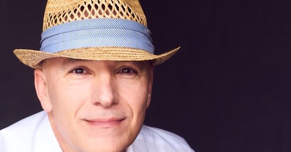 12 Curly Questions with author Angelo Surmelis dlvr.it/QvjW7N
