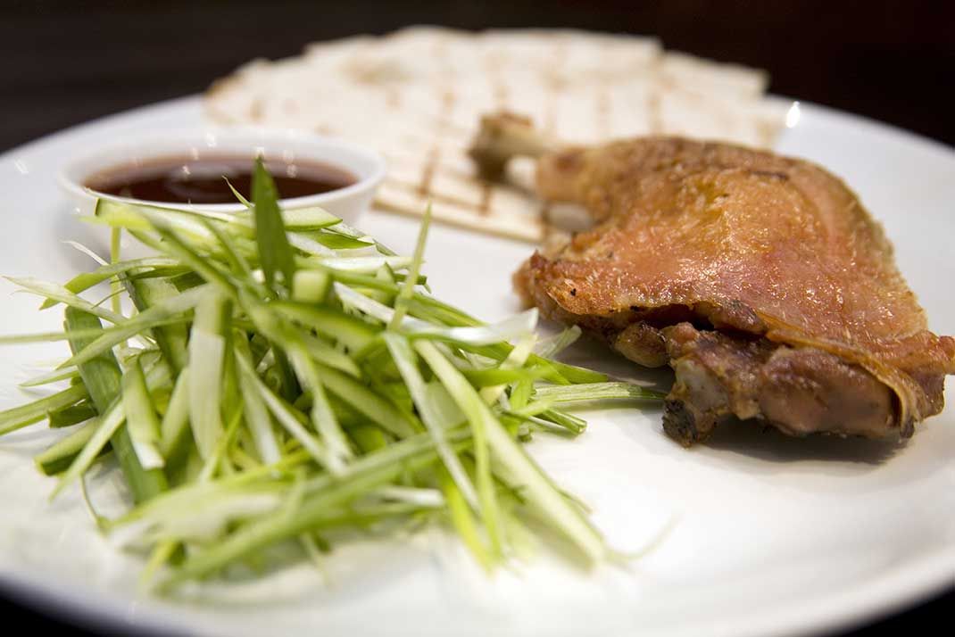 BLEventCaterers's tweet photo. We start our Menu C showcase with this fab starter - crispy duck pancakes served with hoisin sauce cucumber &amp; spring onions 
https://t.co/G5YnjWgN77 
#Weddingcatering #eventcatering #Foodie https://t.co/7py0eow6HW