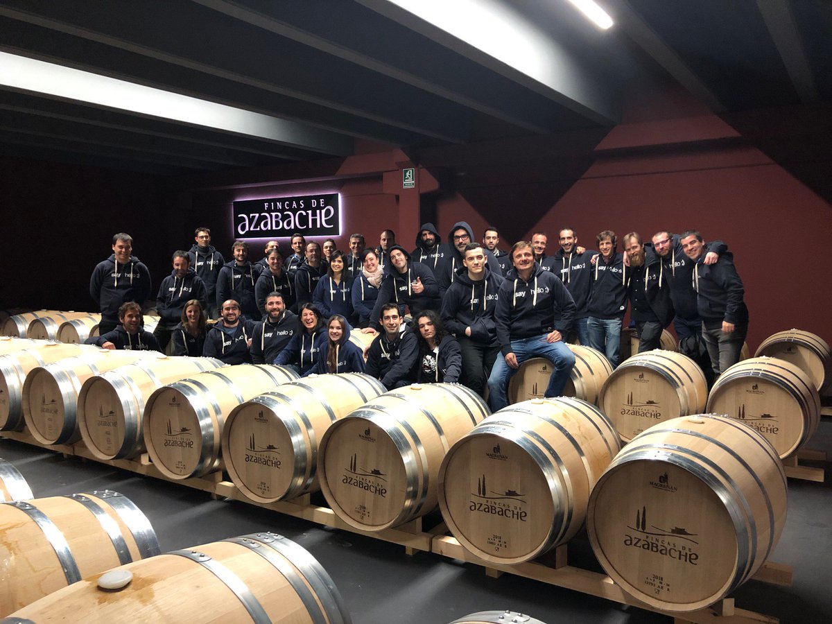 jig_es's tweet photo. ¡Os deseamos un feliz 2019! #SayHello #JIG #FelizAño https://t.co/uYEcP6bZC6