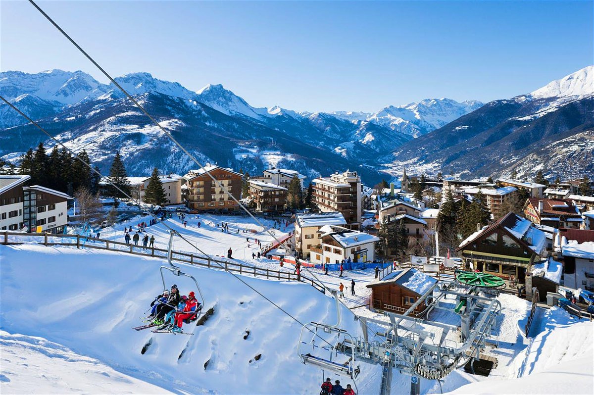lonelyplanet's tweet photo. We slalomed across the European continent to seek out the snowy grail. Hit the slopes of one of these brilliant budget-friendly European ski resorts: https://t.co/aSNUesOfxc https://t.co/UdhUsRv6YW