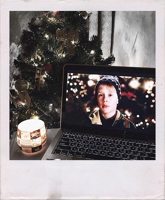 Nelly_Veber's tweet photo. HAPPY NEW YEAR!!!🎄🎄🎄 https://t.co/45TlG92xqf