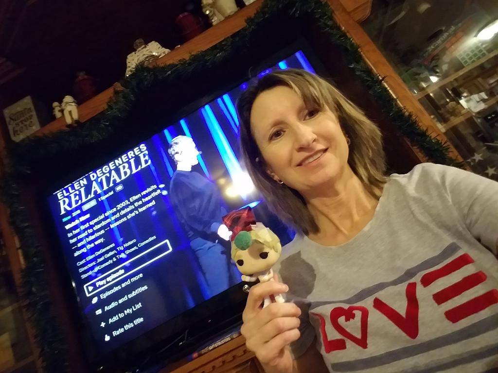 Anita_Karr's tweet photo. @iamjeanniek @TheKalenAllen Y'all totally ROCK! #keepbeingyou #militarywife #duranieforlife #bekindtooneanother #firstevers #BestNewsEver #ThanksSponsor #mystrugglesarereal #INeedAVacation https://t.co/v3rnAQa2tv