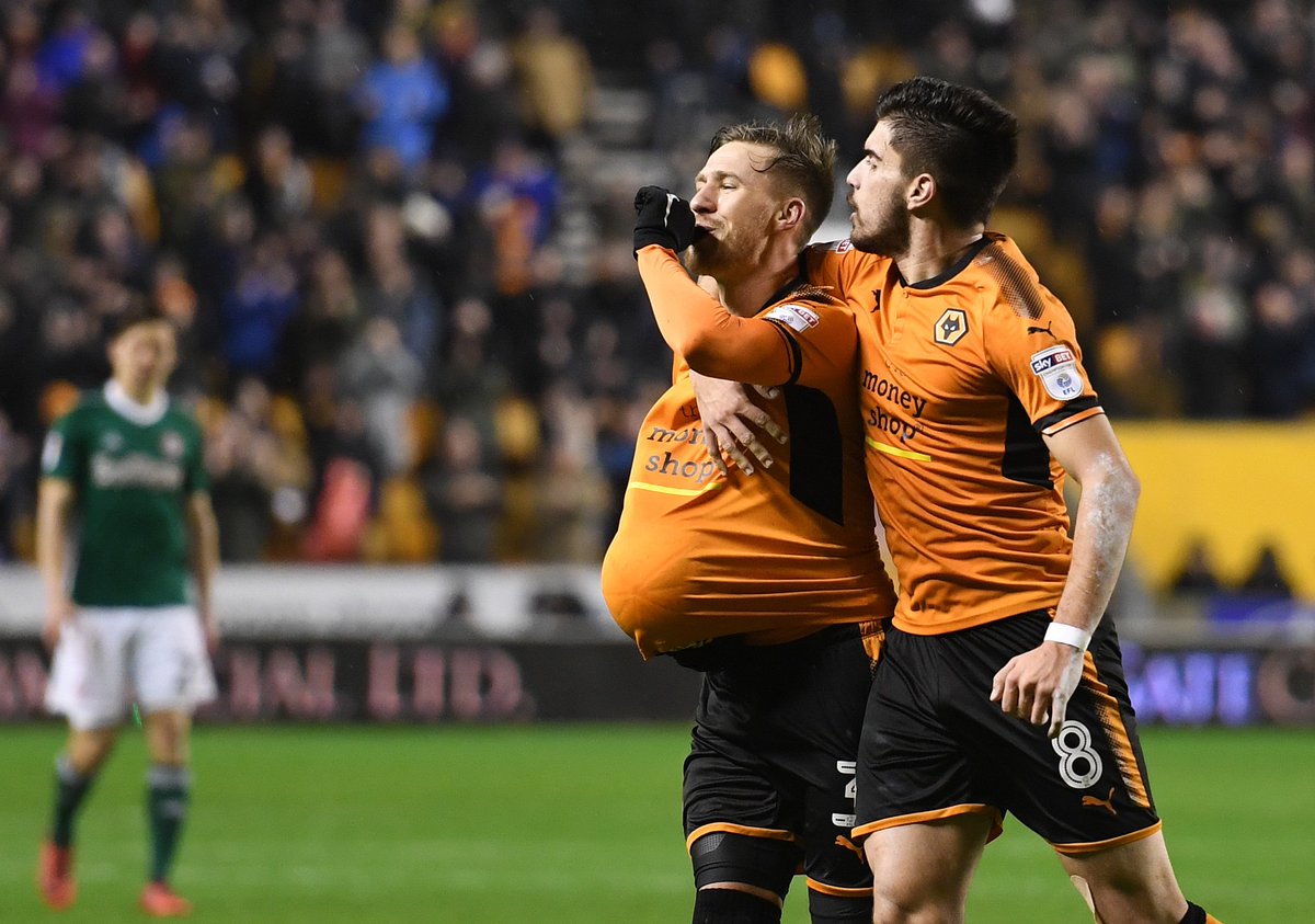 Wolves's tweet photo. This afternoon we’re taking a final look back at the best moments of #Wolvesin2018. What a year!

Starting off with a special @barrydouglas03 dedication during the opening game of the year. 👶

The first of our 20 league wins in 2018...

🐺📅 https://t.co/G5r9zEAKaz