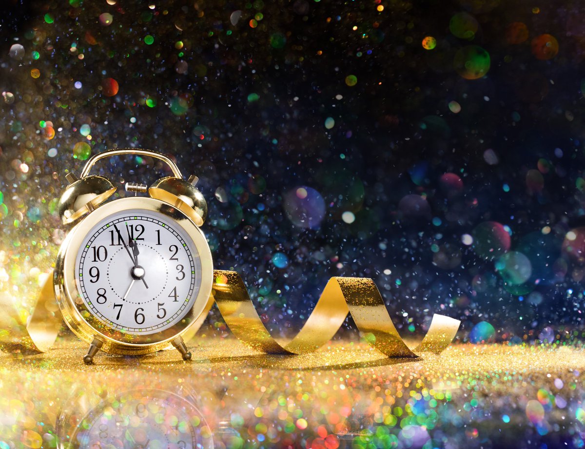 EgyptStarBaker's tweet photo. May you and your loved ones have a safe and prosperous new year! Don't forget to stop in and grab some goodies for your new year's party.

#newyear #newyearsday #safe #prosperous #healthy #happy #joyful #family #newyear'sresolutions https://t.co/QWqH0GSS9V