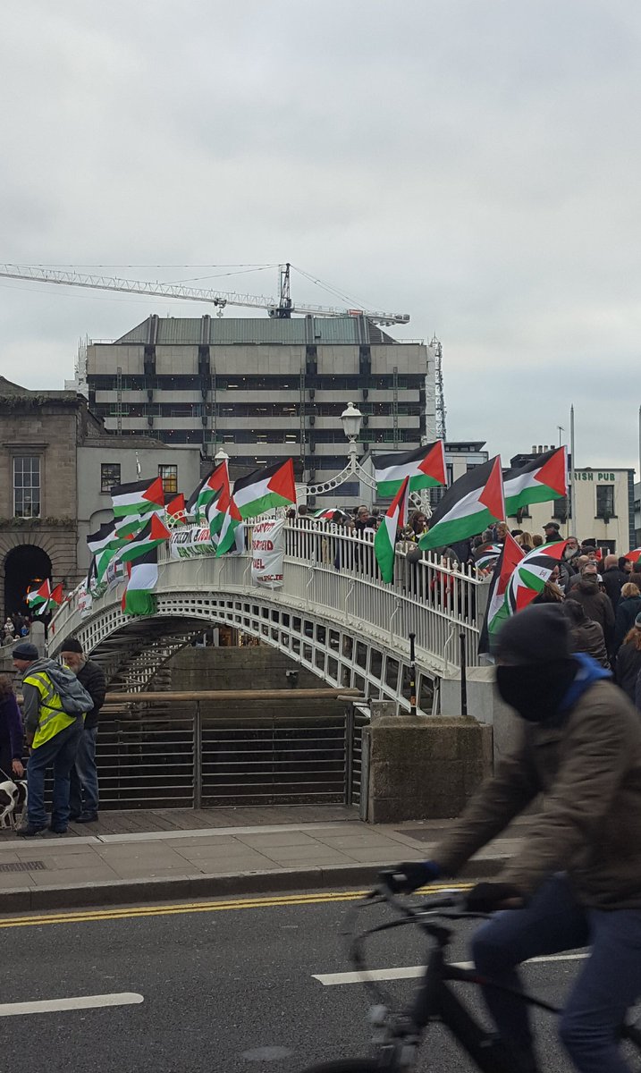 TheLiveTimes's tweet photo. @ipsc48 showing their support today in Dublin for the 'justice, freedom and equality for the Palestinian people'. https://t.co/LkYwpb8iRI