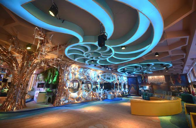 bigg_lover's tweet photo. Last few pics when #Biggboss12 house was closed

Going to miss it badly

B bye Will come next year.. 

Tab tak apna nam kro

Apna nam kroge toh maata pita ka nam hoga

Maata pita ka naam hoga toh desh ka nam hoga

Mata pita ka nam na hoga toh.... ? 😂

#BB12 #DipikaKakar https://t.co/W06AHFfXGA
