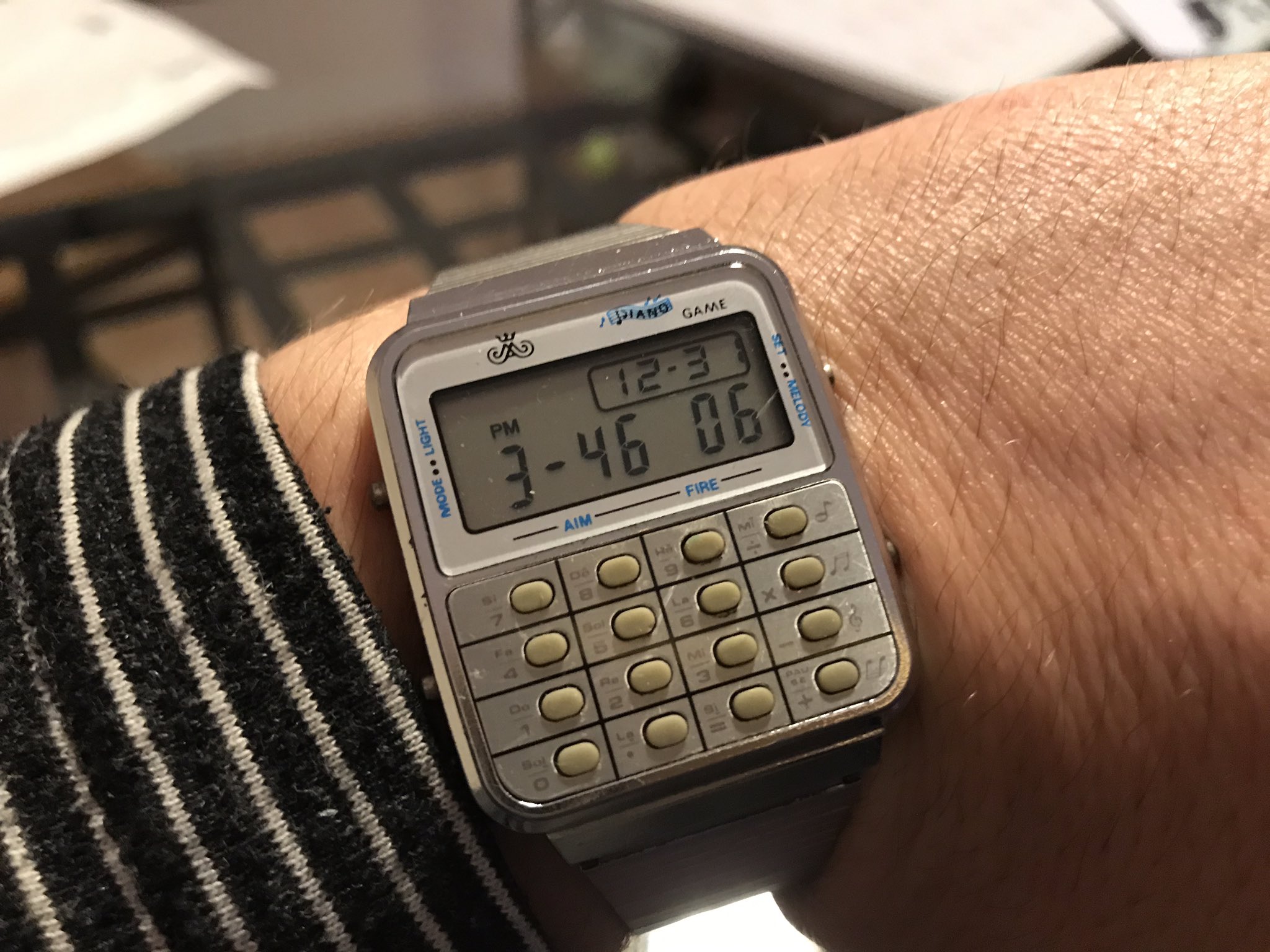 Armitron calculator online watch