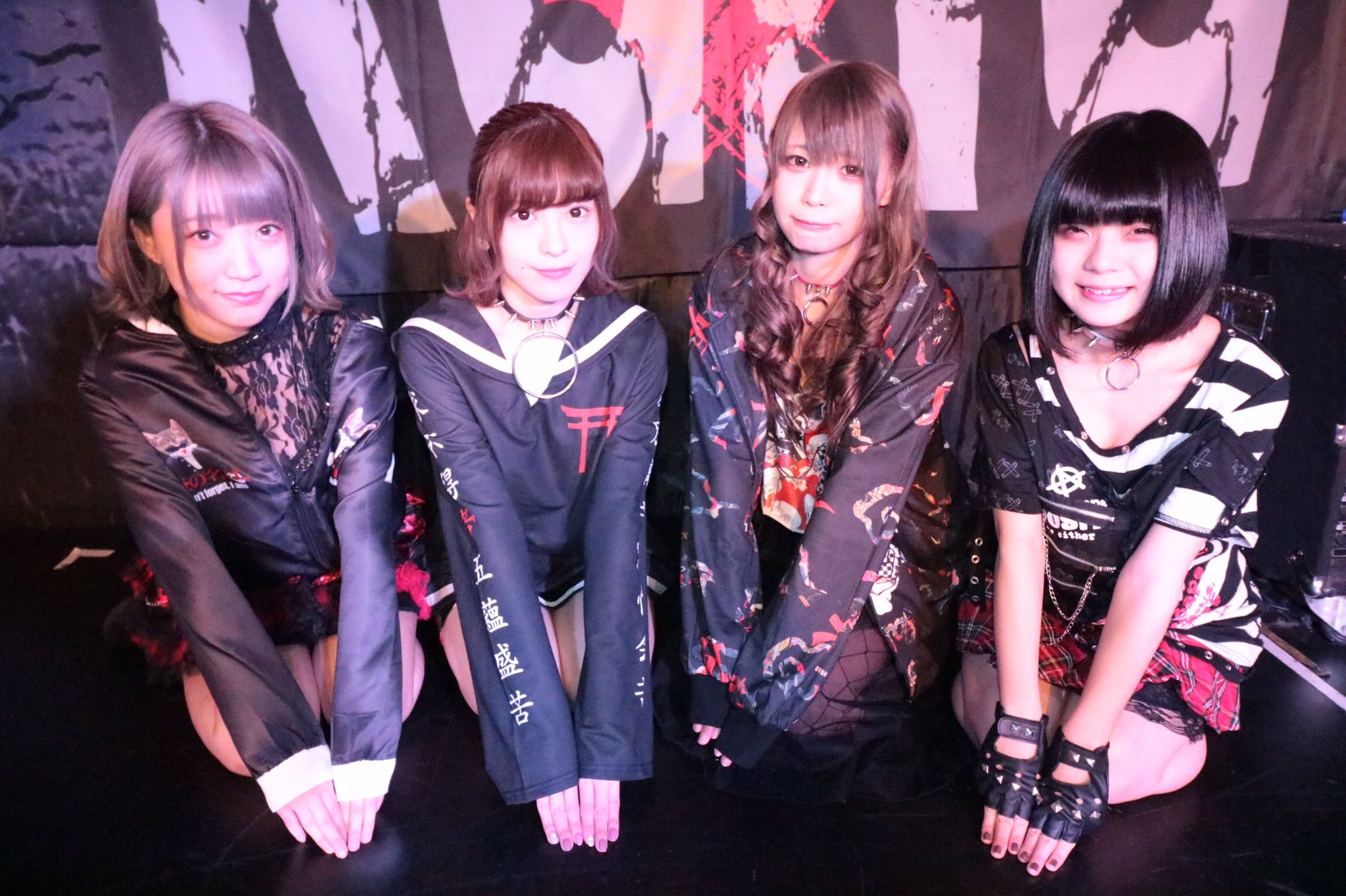 King Rage公式 No Twitter 19年新年明けましておめでとうございます 本年も宜しくお願い申し上げます 今年もキングレ色々あると思いますが 勝負の年 何卒宜しくお願い致します キングレ King Rage公式 No Twitter 19年新年明けましておめでとうございます 本年も宜しくお願い申し上げます 今年もキングレ色々あると思いますが 勝負の年 何卒宜しくお願い致します キングレ
