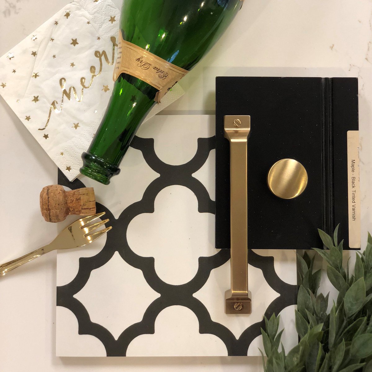 acadian_house's tweet photo. Cheers to the New Year & champagne finishes! #ahkbs #acadianhouseproud #newyearseve #interiordesign #brdesign #interiordetails https://t.co/EHanDXWJ4w