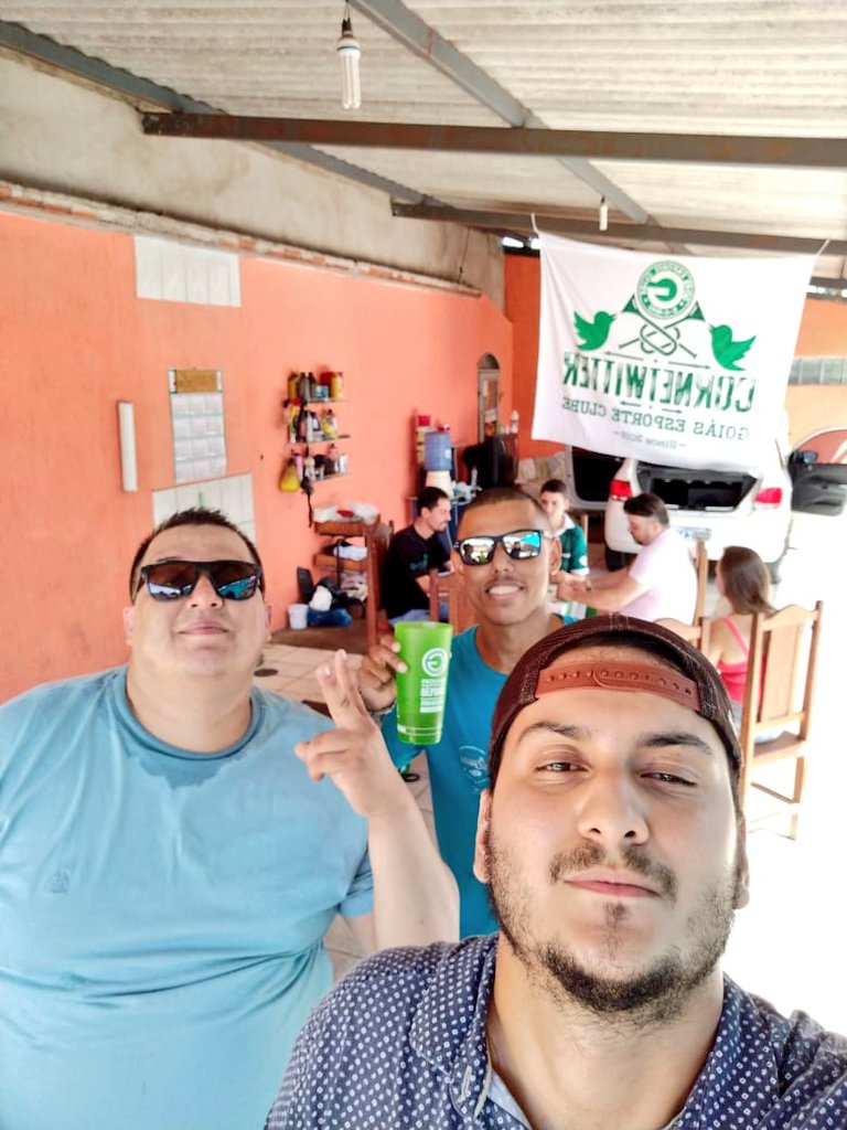 gringoalviverde's tweet photo. #Em2018 plantei amigos e colhi irmãos 💚 https://t.co/7bKW0esH5l