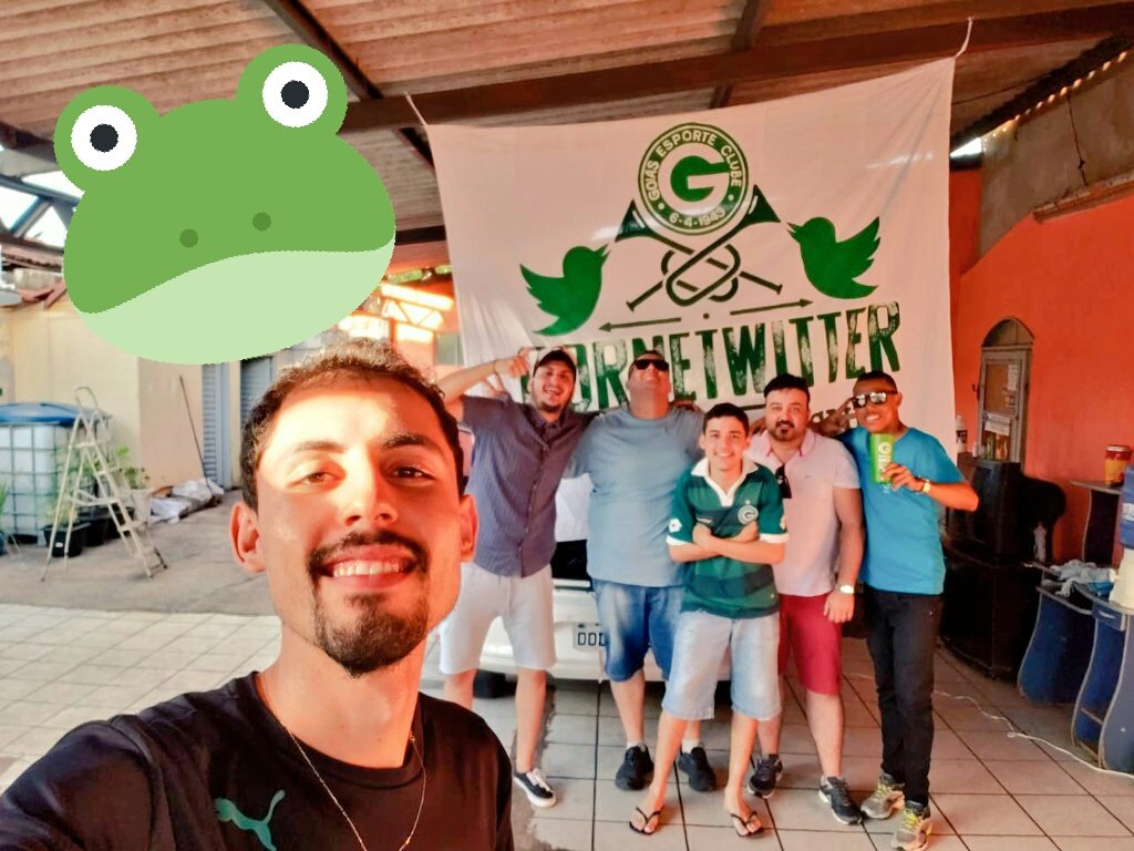 gringoalviverde's tweet photo. #Em2018 plantei amigos e colhi irmãos 💚 https://t.co/7bKW0esH5l