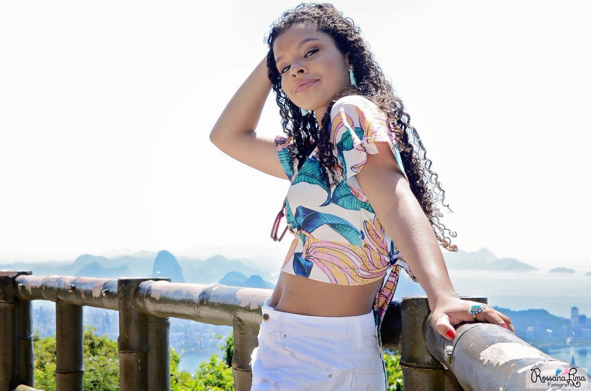 Luana_Lima__'s tweet photo. #XVDALU https://t.co/p837mrTvH5
