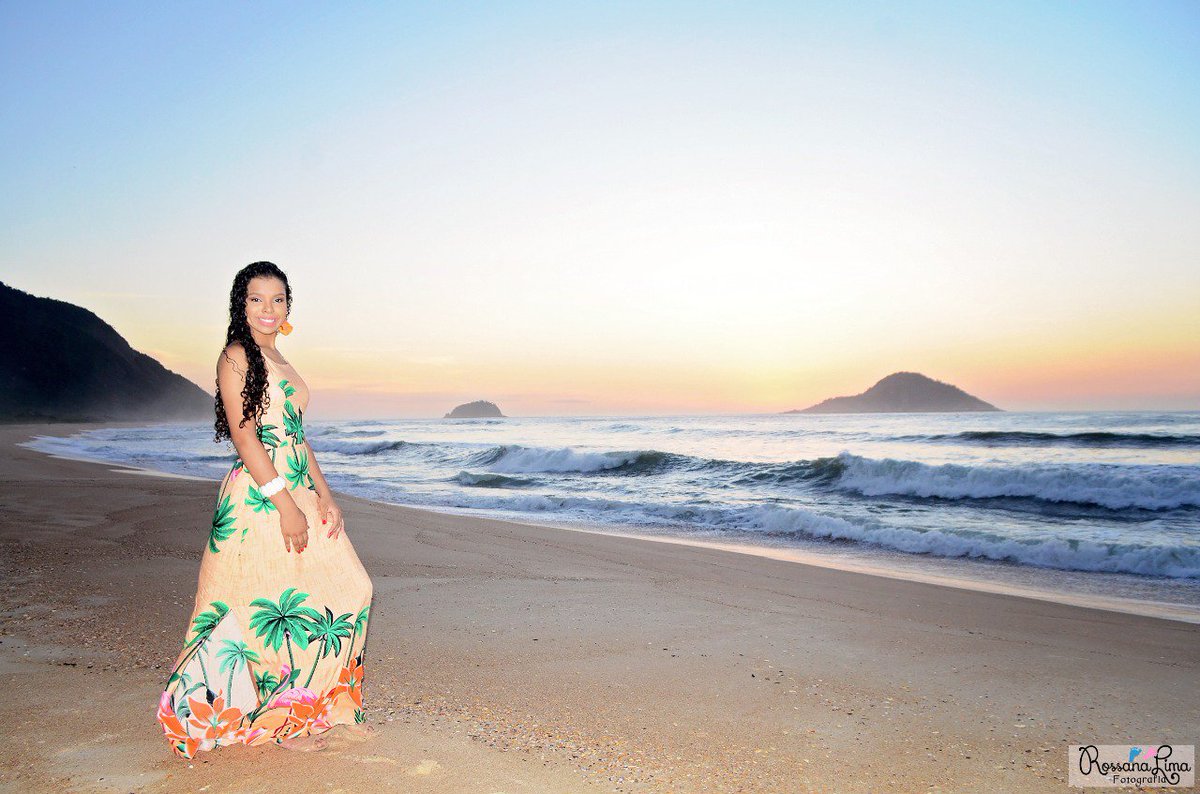 Luana_Lima__'s tweet photo. #XVDALU https://t.co/cXWxkxFYBa