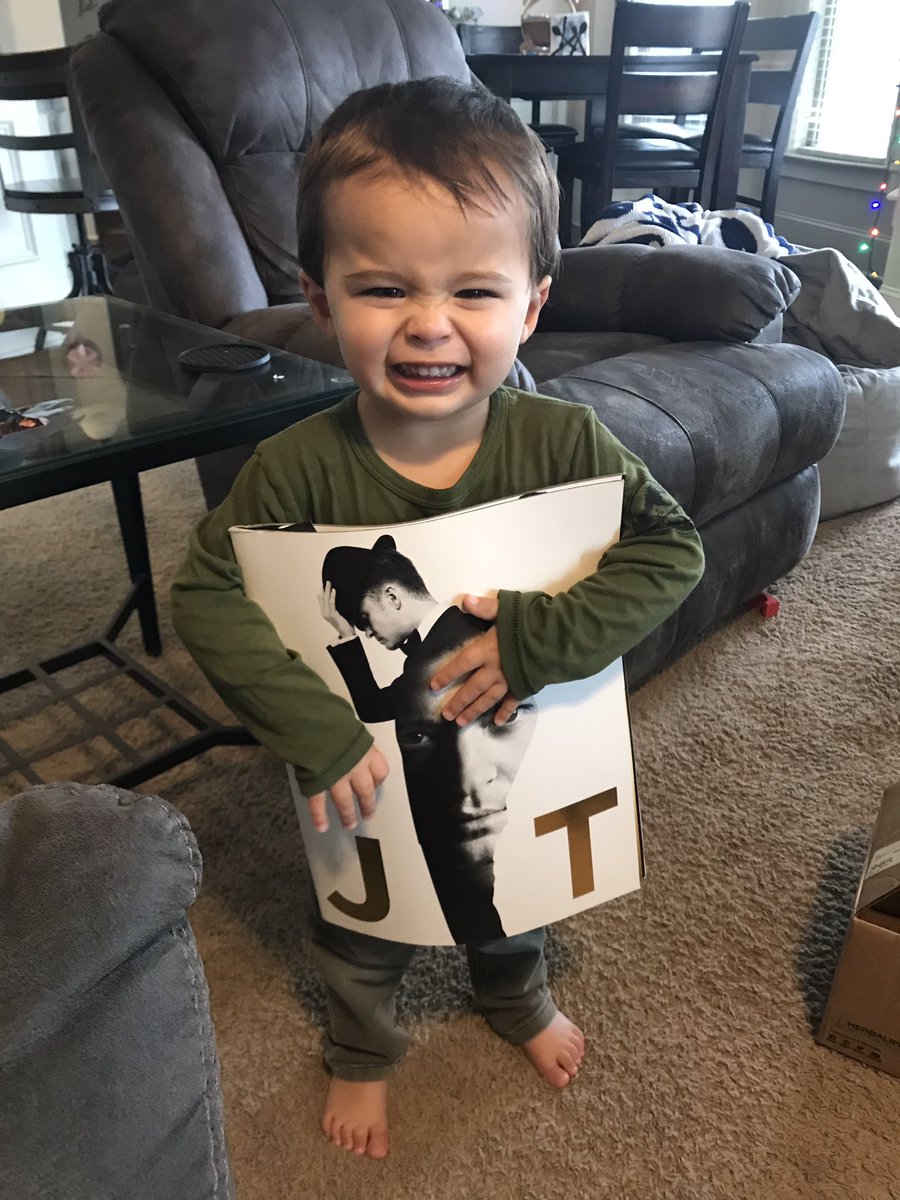 juldankeiko's tweet photo. @jtimberlake When u babysit ur nephew for a week!!  #makingbabyJTfan #startthemyoung ❤️👶🏻 https://t.co/I9dkTFgNX9